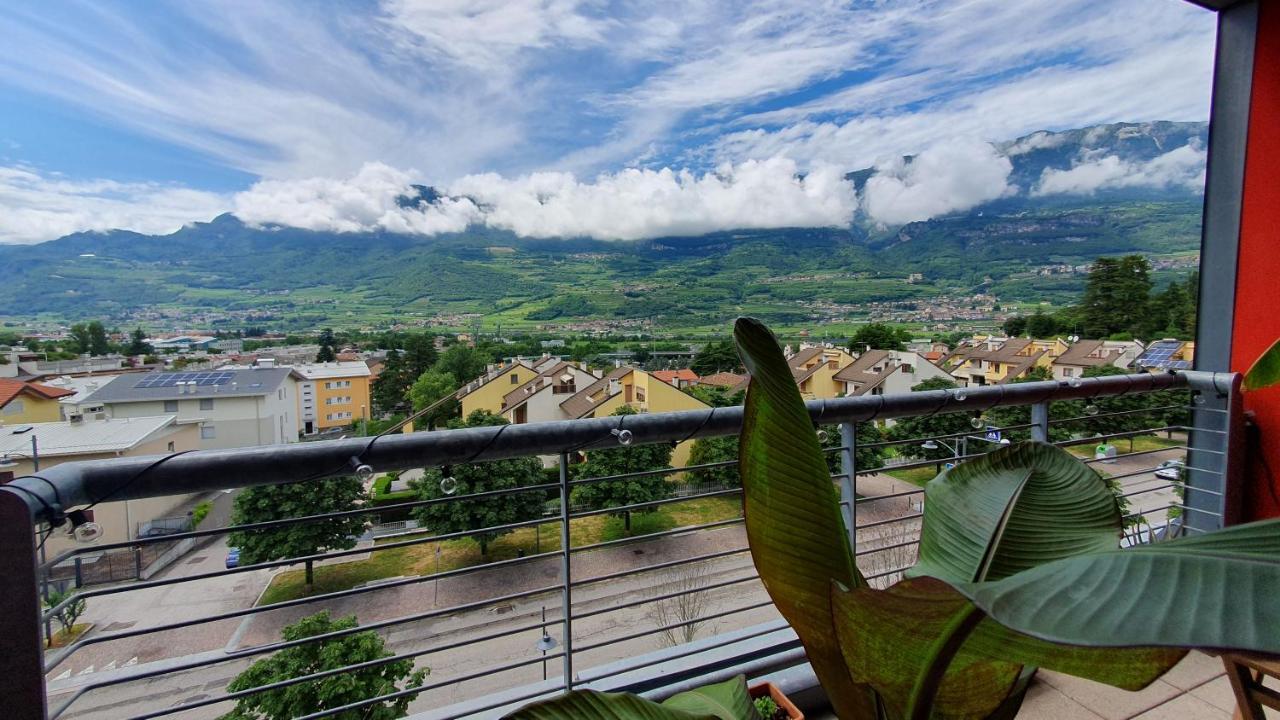 Vista Mozzafiato Sulle Alpi Apartment โรเวเรโต ภายนอก รูปภาพ